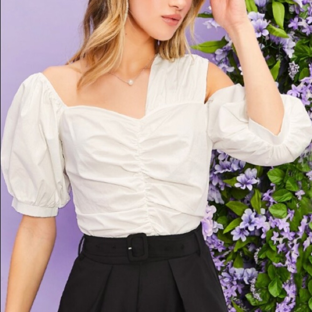 ISO SHEin puff sleeve top L *do not buy*